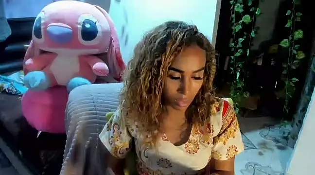 CarameloCeron online show from January 2025 05:16:02 PM