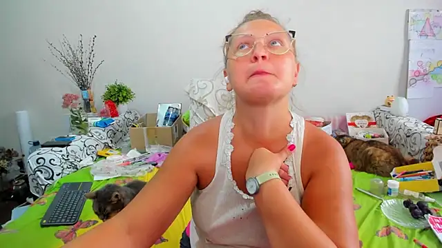 Snapshot of IamYourNarcotic chatting on September 2025 09:11:01 AM IamYourNarcotic online show from September 2025 09:11:01 AM