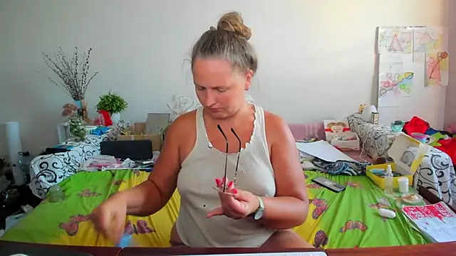 Snapshot of IamYourNarcotic chatting on September 2025 03:03:02 PM IamYourNarcotic online show from September 2025 03:03:02 PM