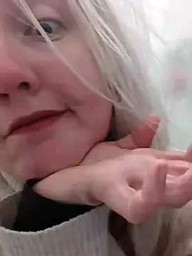 Mllesha74000 online show from December 2024 12:45:02 PM