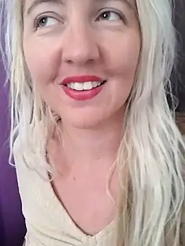 Mllesha74000 online show from October 2025 01:29:02 PM