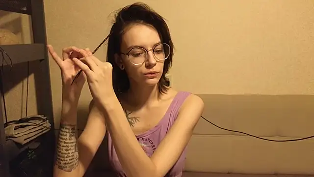 alyssa sweet online show from December 2024 04:48:01 PM