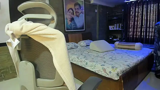 Snapshot of tarivishu23 chatting on October 2025 01:58:02 AM tarivishu23 online show from October 2025 01:58:02 AM