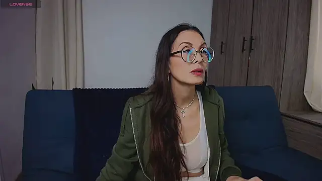 Swetisabella01 online show from July 2026 08:49:02 PM