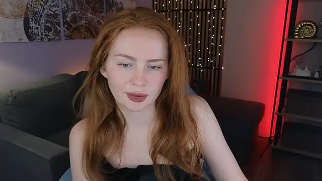 GingerArin online show from November 2025 10:58:01 AM