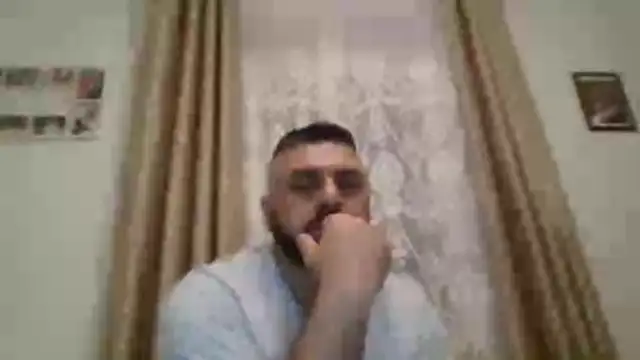 ChiIul11 online show from March 2026 05:52:02 PM