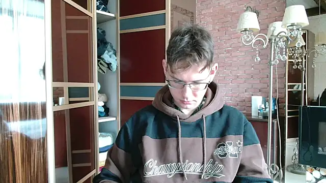 Snapshot of newcomer_2021 chatting on October 2025 10:07:01 AM newcomer 2021 online show from October 2025 10:07:01 AM