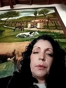 Snapshot of mijal_queen chatting on December 2024 01:28:01 PM mijal queen online show from December 2024 01:28:01 PM