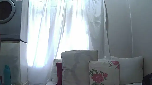 Delicioussexy online show from October 2025 05:52:01 AM