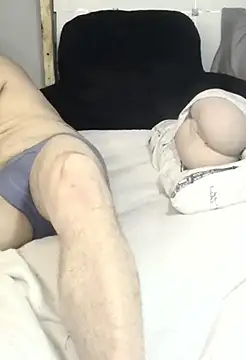 Snapshot of IxanSantiago95 chatting on January 2025 10:19:01 AM IxanSantiago95 online show from January 2025 10:19:01 AM