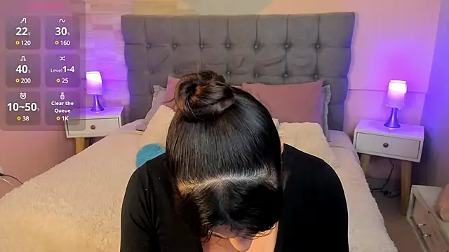  Abril W online show from January 2025 11:50:01 PM