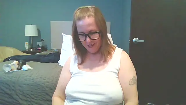 SweetandNaughty1 online show from September 2025 03:50:01 AM