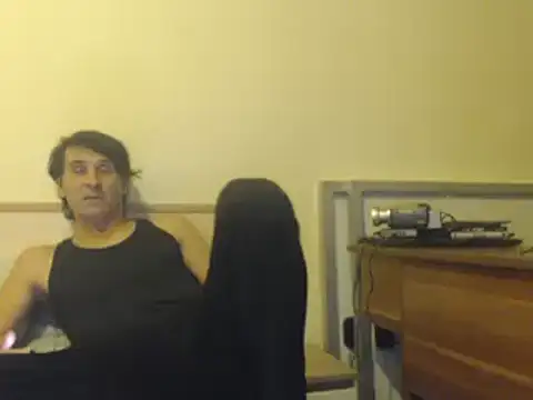 yvesstorm1 online show from January 2025 06:37:02 PM