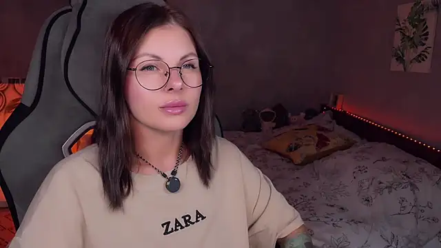 Your Sweet Lilu online show from July 2026 06:20:01 PM