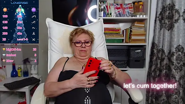 Mella4you online show from December 2024 11:18:02 AM