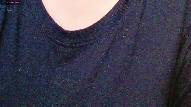 Snapshot of AleshaArabian chatting on February 2025 07:53:02 PM AleshaArabian online show from February 2025 07:53:02 PM