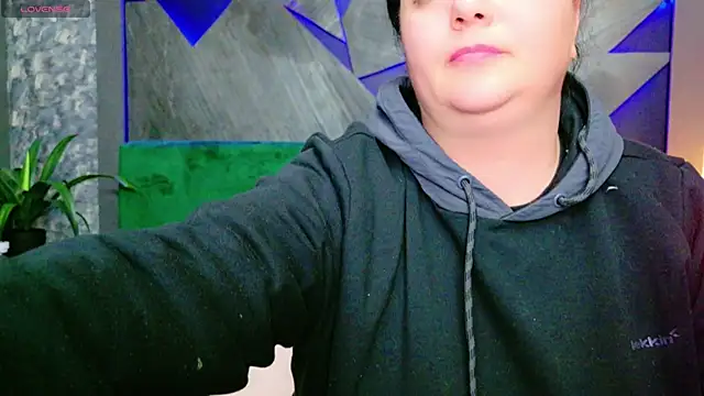 Snapshot of AleshaArabian chatting on February 2025 08:03:01 PM AleshaArabian online show from February 2025 08:03:01 PM