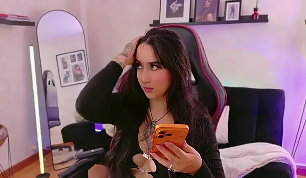 EmmyEvans1 online show from March 2026 07:31:01 PM