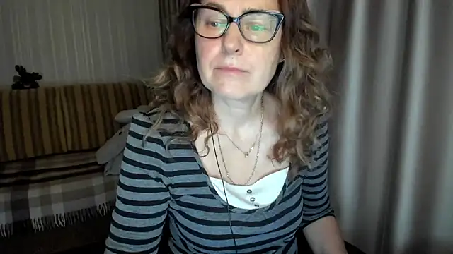 lauraoven online show from January 2026 07:45:02 AM