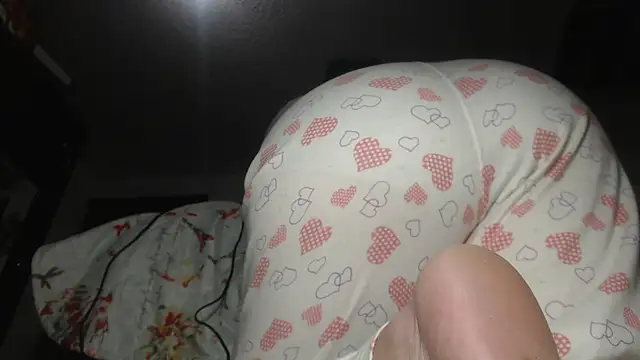 Snapshot of prettyangelsquirt chatting on February 2026 03:01:01 PM prettyangelsquirt online show from February 2026 03:01:01 PM