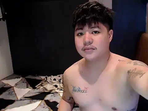 Snapshot of ASIANken911 chatting on November 2025 02:40:02 PM ASIANken911 online show from November 2025 02:40:02 PM