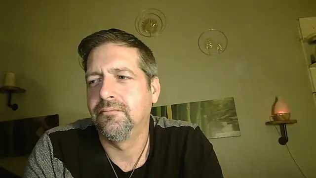 Snapshot of matrikes1 chatting on January 2025 07:21:01 PM matrikes1 online show from January 2025 07:21:01 PM