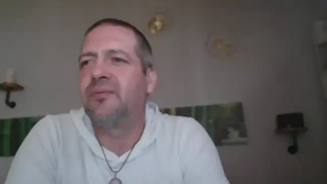 Snapshot of matrikes1 chatting on February 2025 01:46:01 PM matrikes1 online show from February 2025 01:46:01 PM