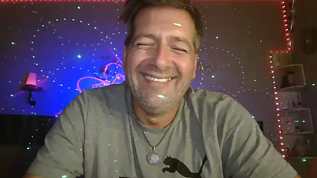 Snapshot of matrikes1 chatting on October 2025 06:28:01 PM matrikes1 online show from October 2025 06:28:01 PM