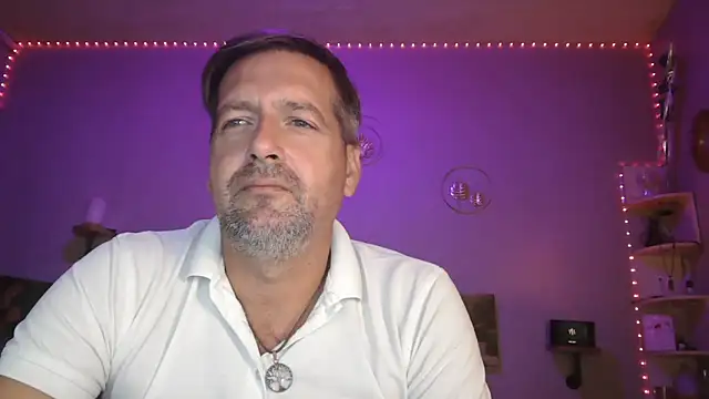 Snapshot of matrikes1 chatting on October 2025 04:39:02 PM matrikes1 online show from October 2025 04:39:02 PM