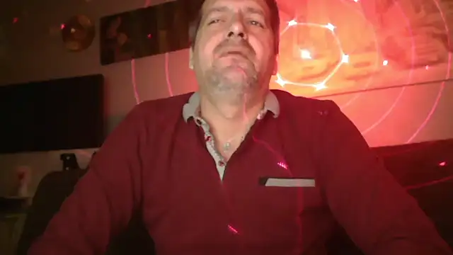 Snapshot of matrikes1 chatting on January 2026 08:01:02 PM matrikes1 online show from January 2026 08:01:02 PM