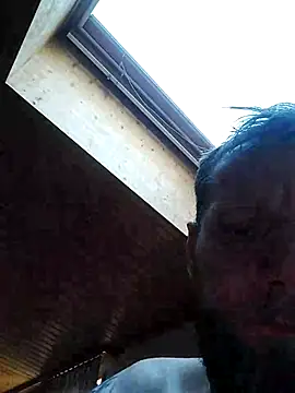 Snapshot of Kw8585kw chatting on March 2025 08:32:02 AM Kw8585kw online show from March 2025 08:32:02 AM