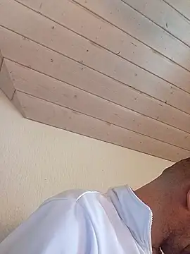 Snapshot of Kw8585kw chatting on January 2026 11:38:02 AM Kw8585kw online show from January 2026 11:38:02 AM