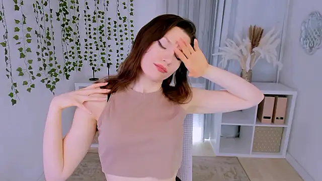 Bat Laughing online show from December 2024 07:16:01 PM