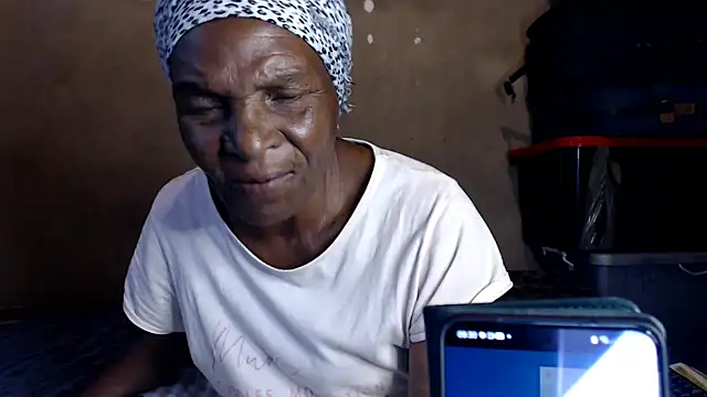 Snapshot of NaughtyGranny chatting on March 2025 07:45:01 AM NaughtyGranny online show from March 2025 07:45:01 AM