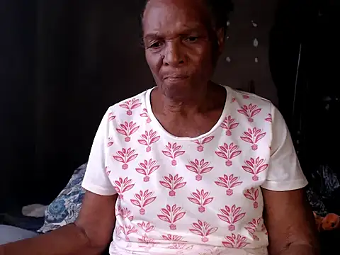 Snapshot of NaughtyGranny chatting on November 2025 01:11:01 PM NaughtyGranny online show from November 2025 01:11:01 PM