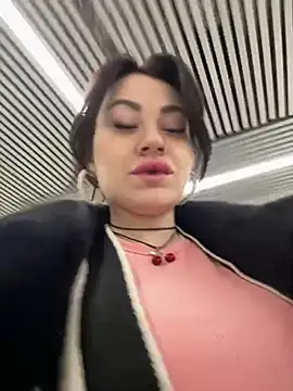 Snapshot of Wet__Bunny chatting on February 2025 09:42:02 AM Wet Bunny online show from February 2025 09:42:02 AM