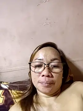 Snapshot of asianwet4u chatting on May 2026 06:12:02 PM asianwet4u online show from May 2026 06:12:02 PM