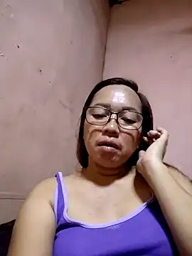 Snapshot of asianwet4u chatting on May 2026 06:21:02 AM asianwet4u online show from May 2026 06:21:02 AM