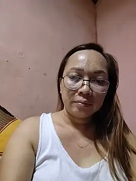 Snapshot of asianwet4u chatting on May 2026 06:20:01 AM asianwet4u online show from May 2026 06:20:01 AM