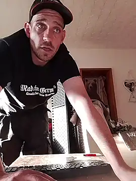 Codymc89 online show from April 2026 05:26:02 PM