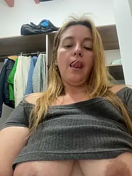 moniquerainx online show from March 2025 03:37:01 AM