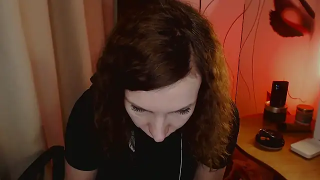 Snapshot of JohansonKatie chatting on January 2025 04:34:02 PM JohansonKatie online show from January 2025 04:34:02 PM