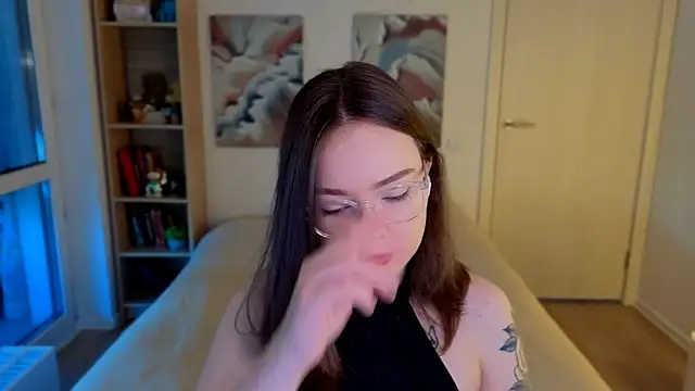 MilenaSaint online show from May 2026 03:56:01 AM