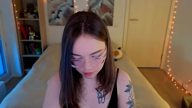 MilenaSaint online show from May 2026 03:56:01 AM