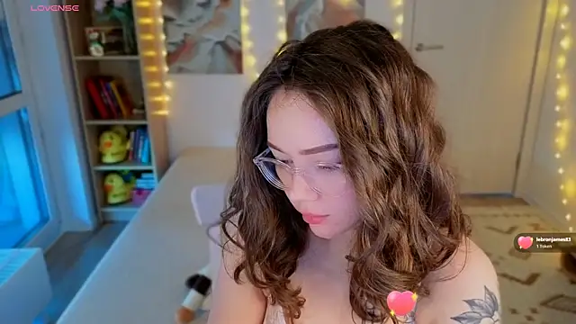 MilenaSaint online show from July 2026 03:24:02 AM