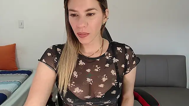 ms sofia x online show from September 2025 12:28:02 PM