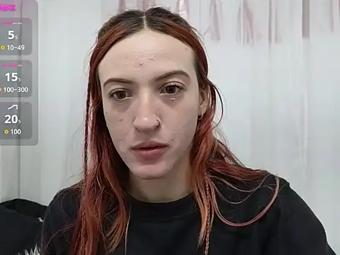 Snapshot of ninaa_fox chatting on October 2025 02:15:01 PM ninaa fox online show from October 2025 02:15:01 PM