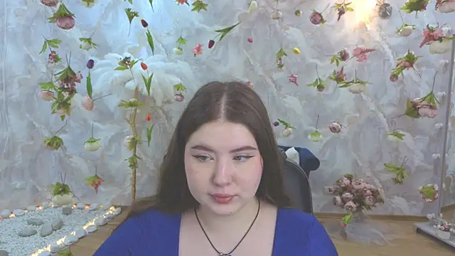 NicoleFoxery online show from April 2026 08:17:01 PM
