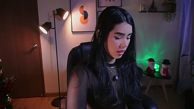 Isabella dior online show from December 2025 03:09:02 PM