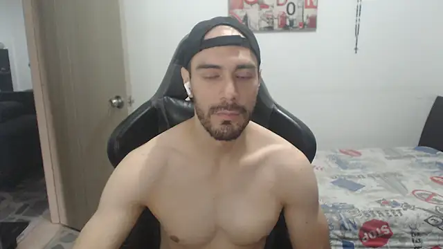 Snapshot of samuelgarcia_ chatting on June 2026 10:18:02 PM samuelgarcia online show from June 2026 10:18:02 PM